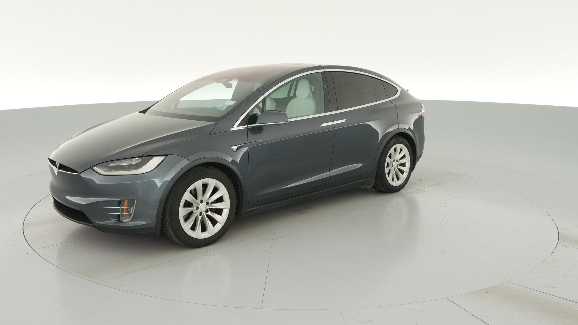 2019 Tesla Model X vehicle photo