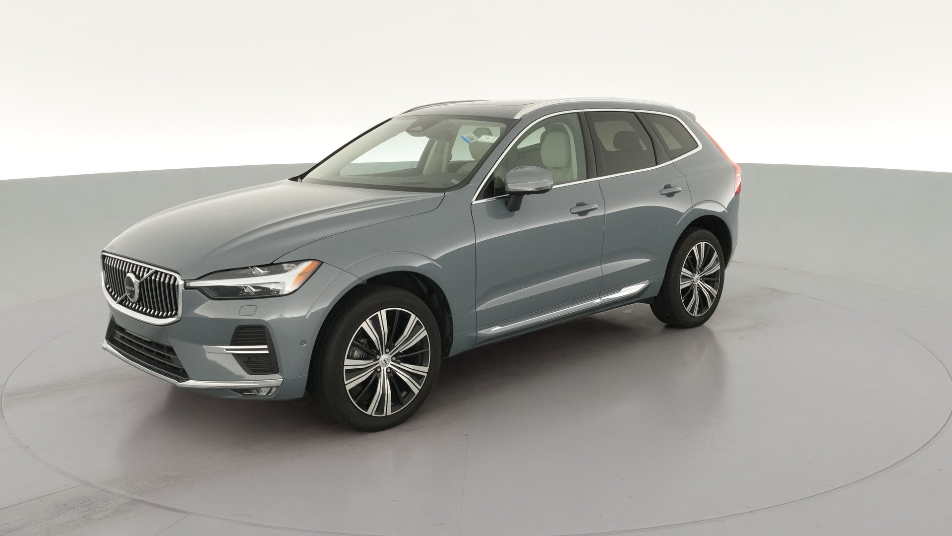 2022 Volvo XC60 vehicle photo