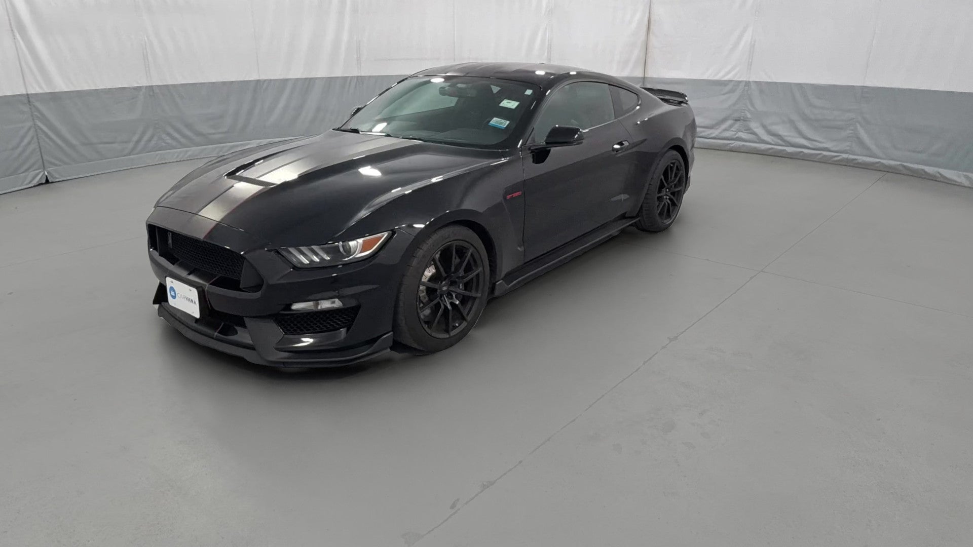 2017 Ford Mustang vehicle photo