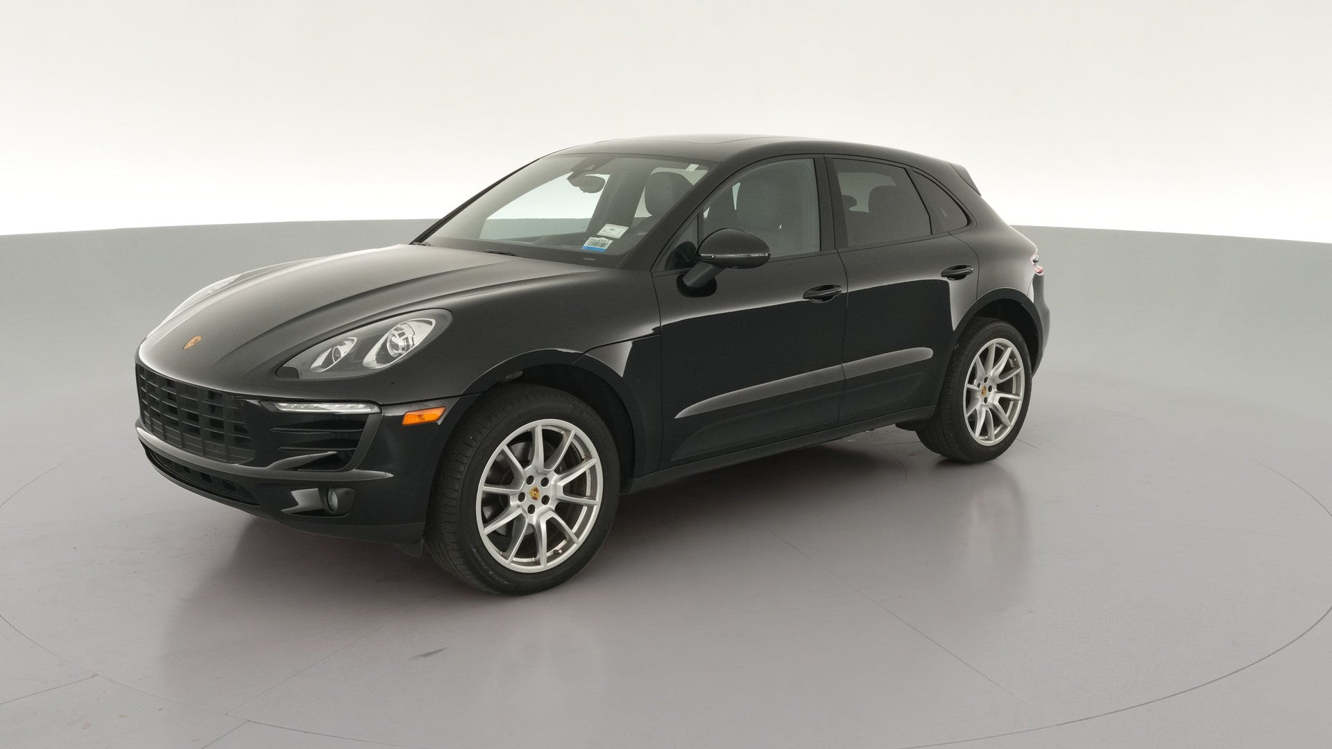 2017 Porsche Macan vehicle photo