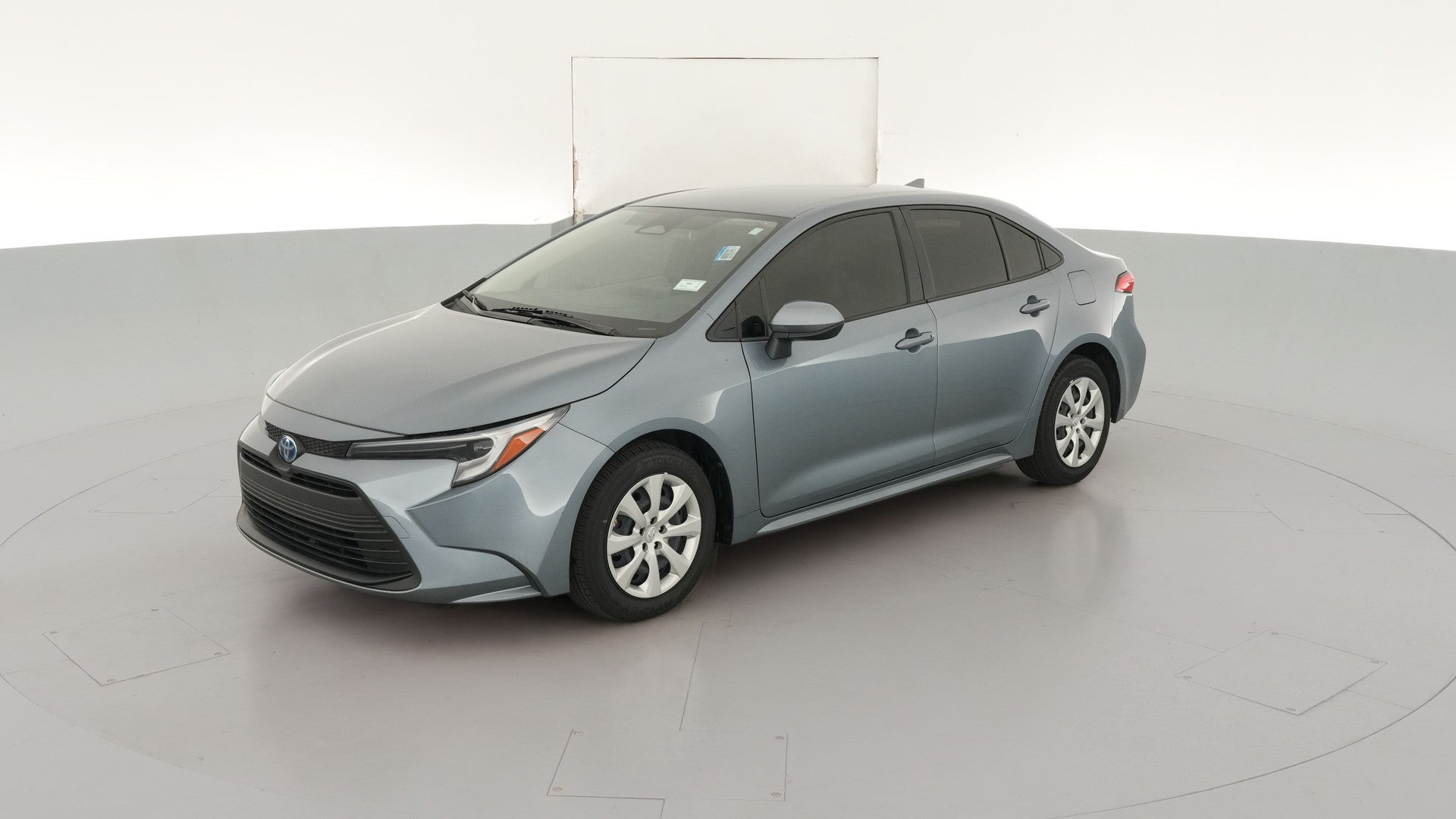 2025 Toyota Corolla Hybrid vehicle photo