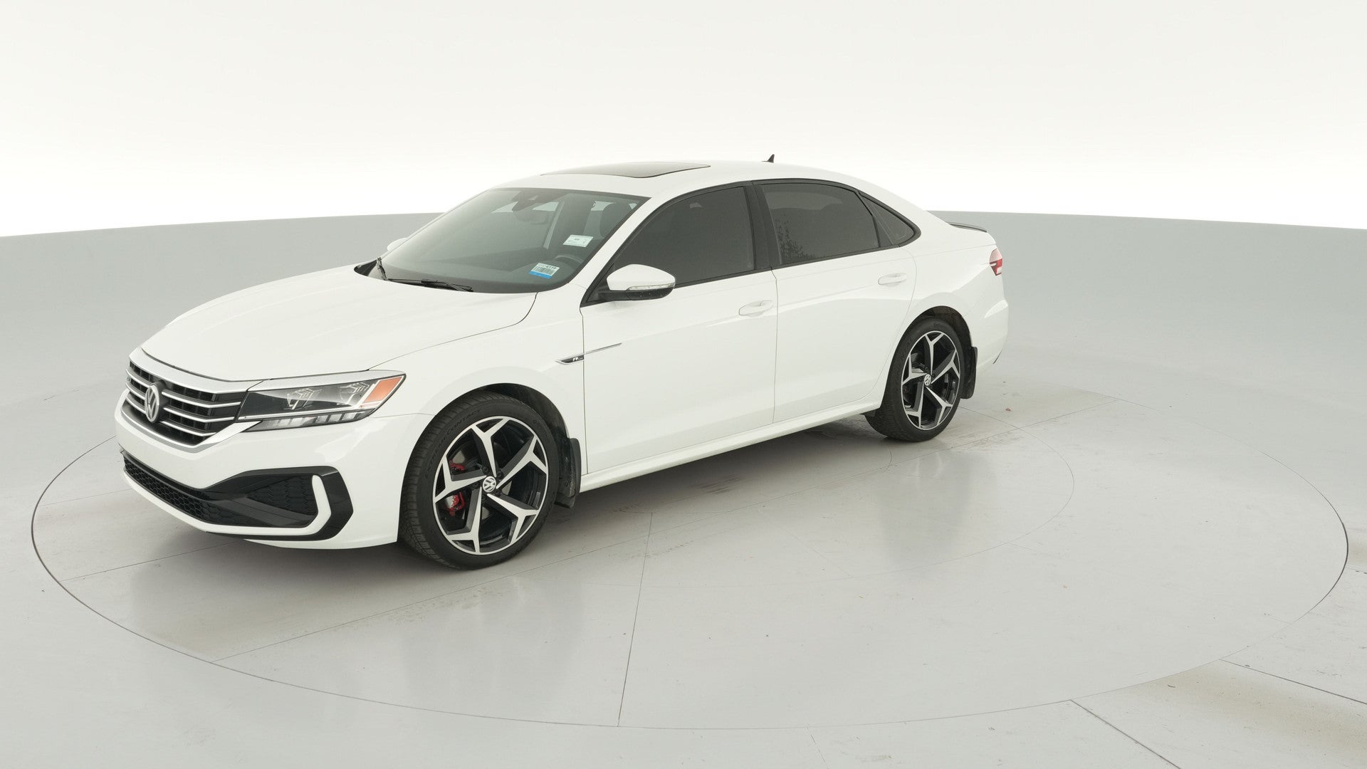 2021 Volkswagen Passat vehicle photo