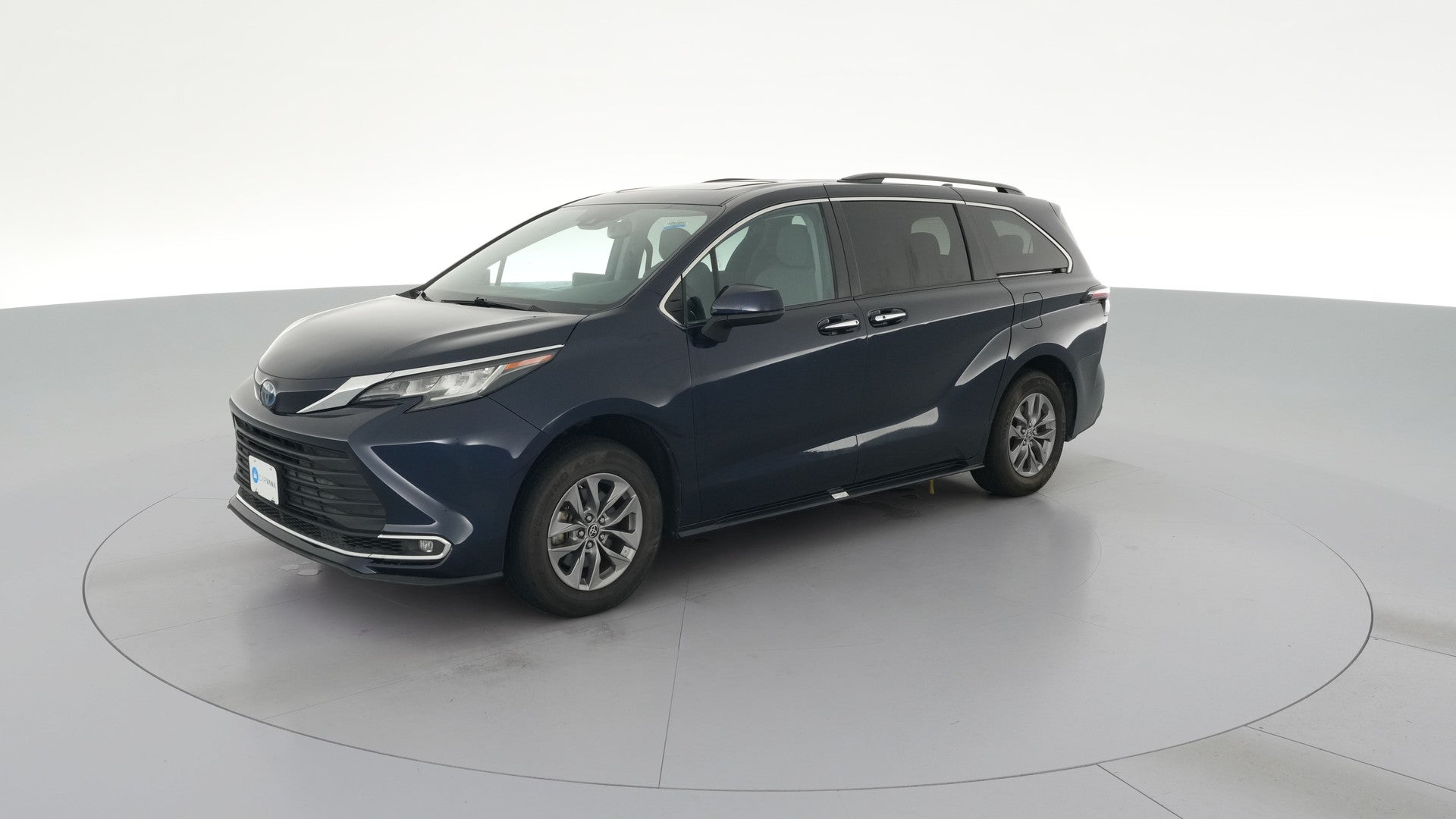 2024 Toyota Sienna vehicle photo