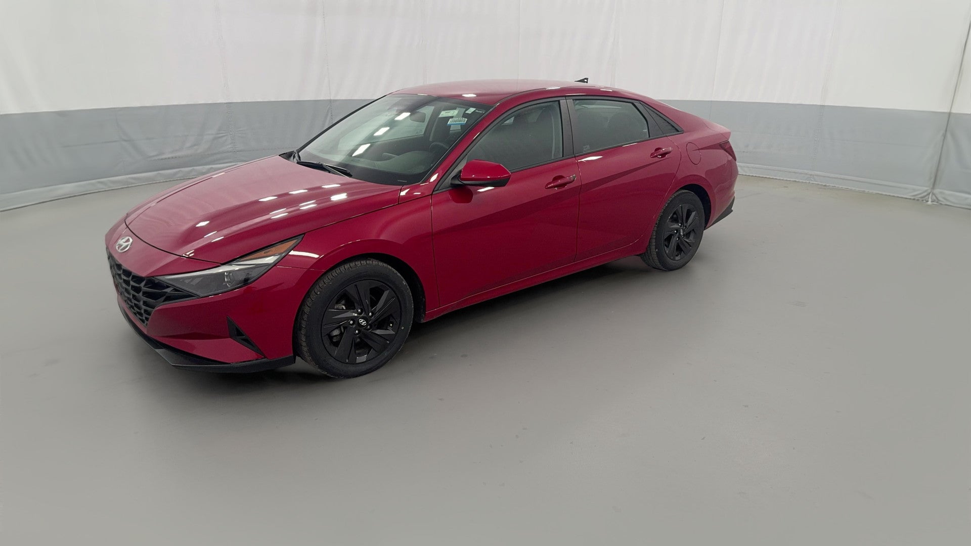 2021 Hyundai Elantra vehicle photo