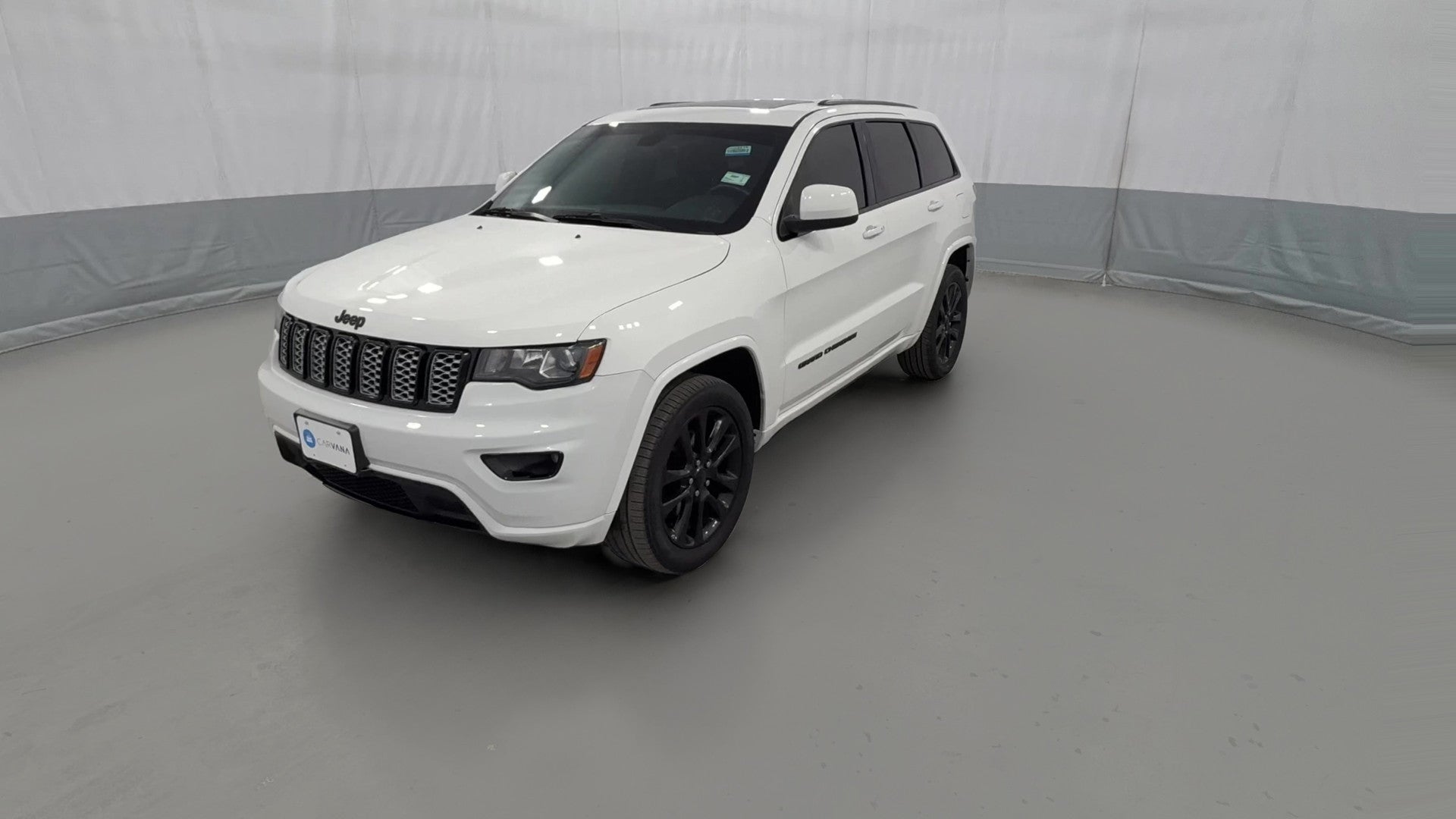 2017 Jeep Grand Cherokee vehicle photo