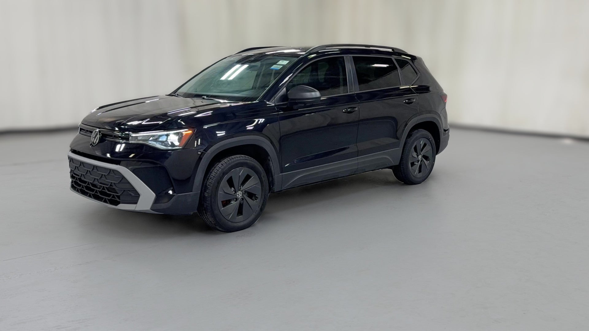 2025 Volkswagen Taos vehicle photo