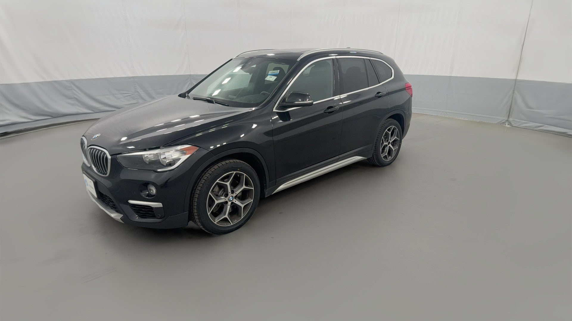 2019 BMW X1 vehicle photo