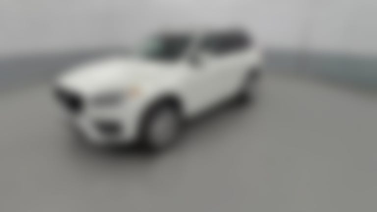 2017 Volvo XC90 vehicle photo