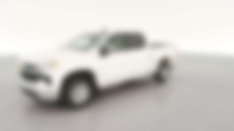 2025 Chevrolet Silverado 1500 Crew Cab vehicle photo