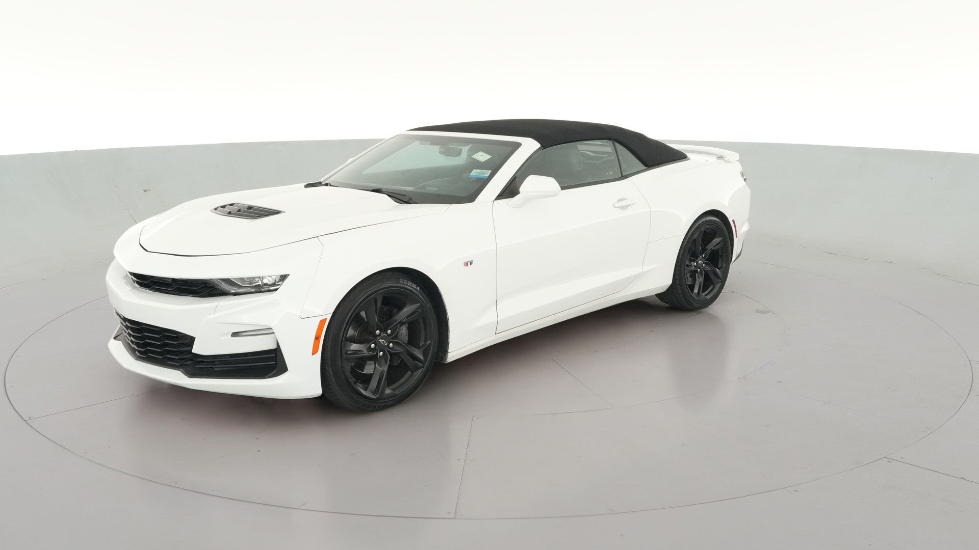2020 Chevrolet Camaro vehicle photo
