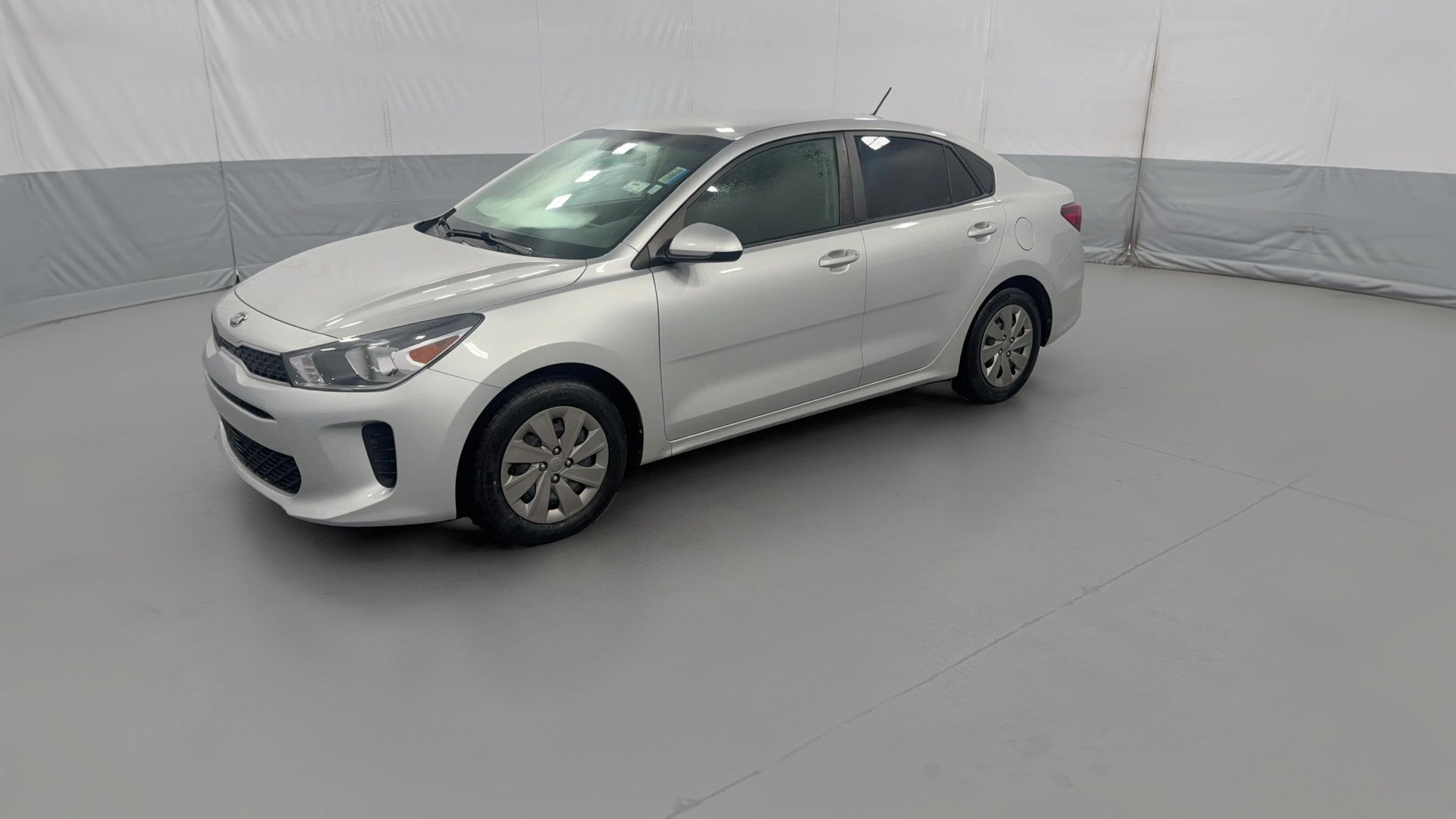 2020 Kia Rio vehicle photo
