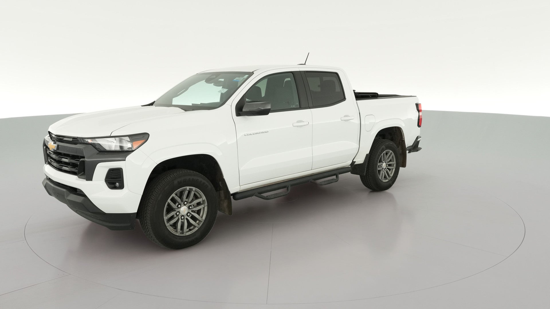 2024 Chevrolet Colorado Crew Cab vehicle photo