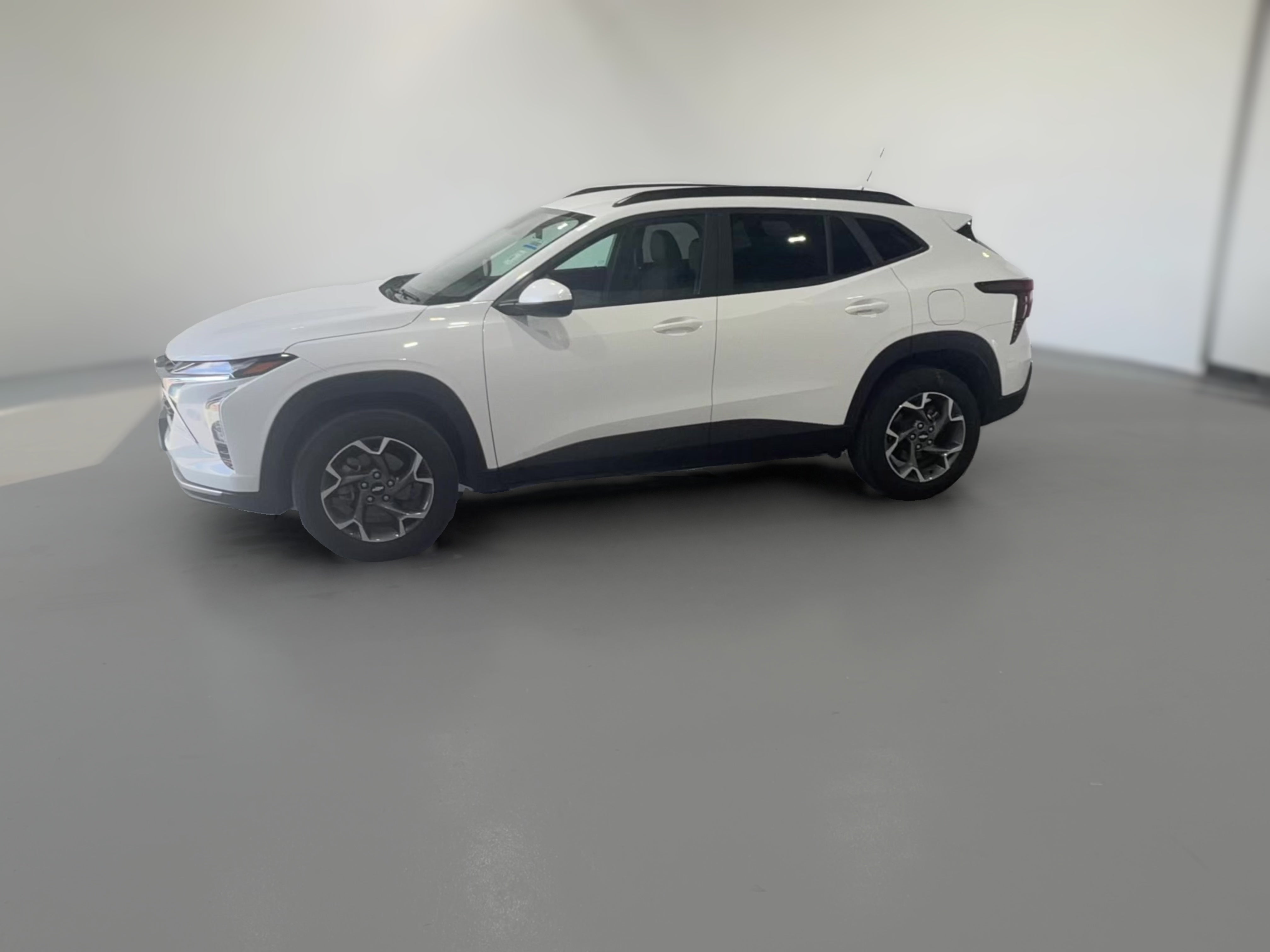 2025 Chevrolet Trax LT - Photo 19