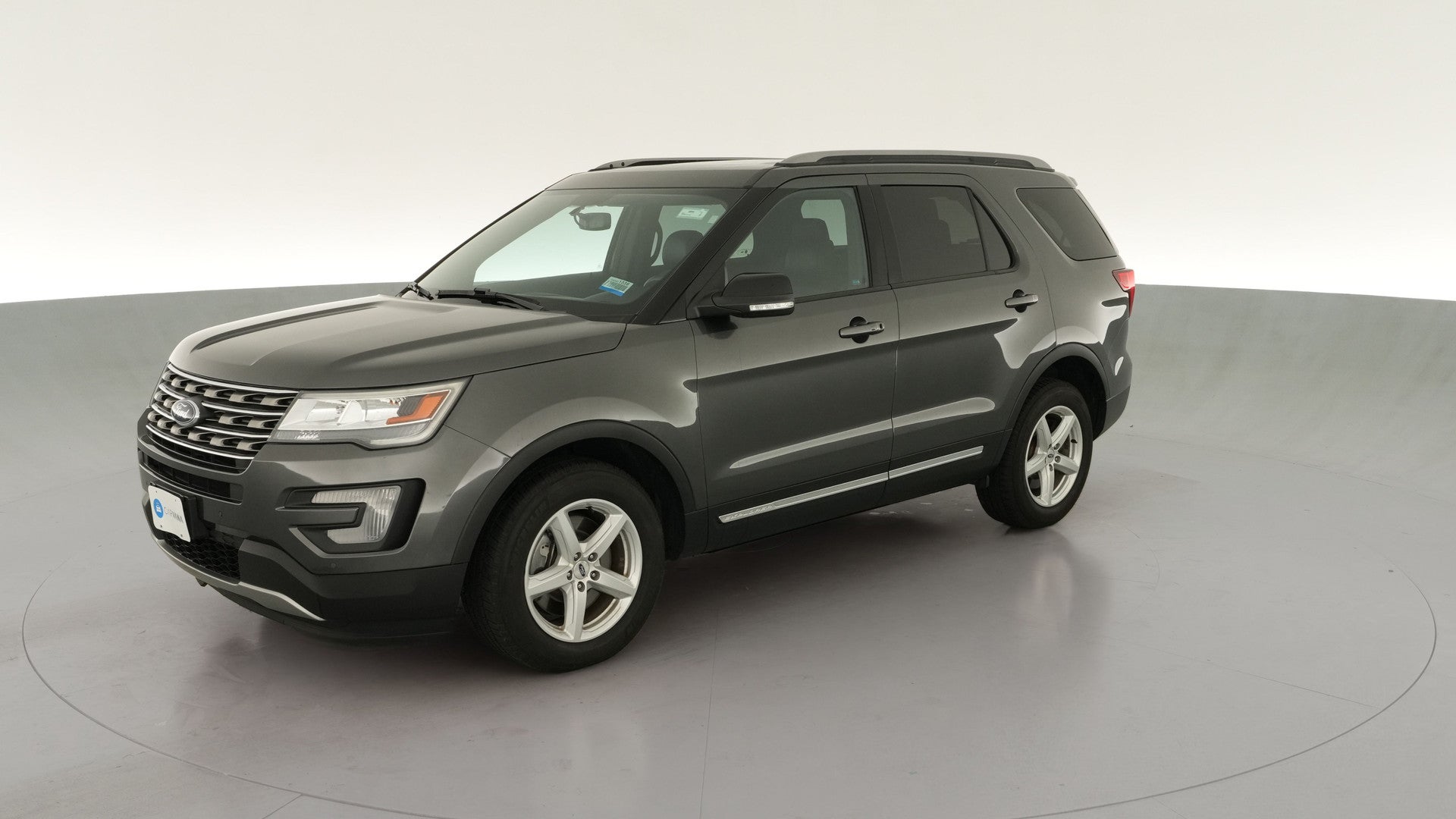 2017 Ford Explorer vehicle photo