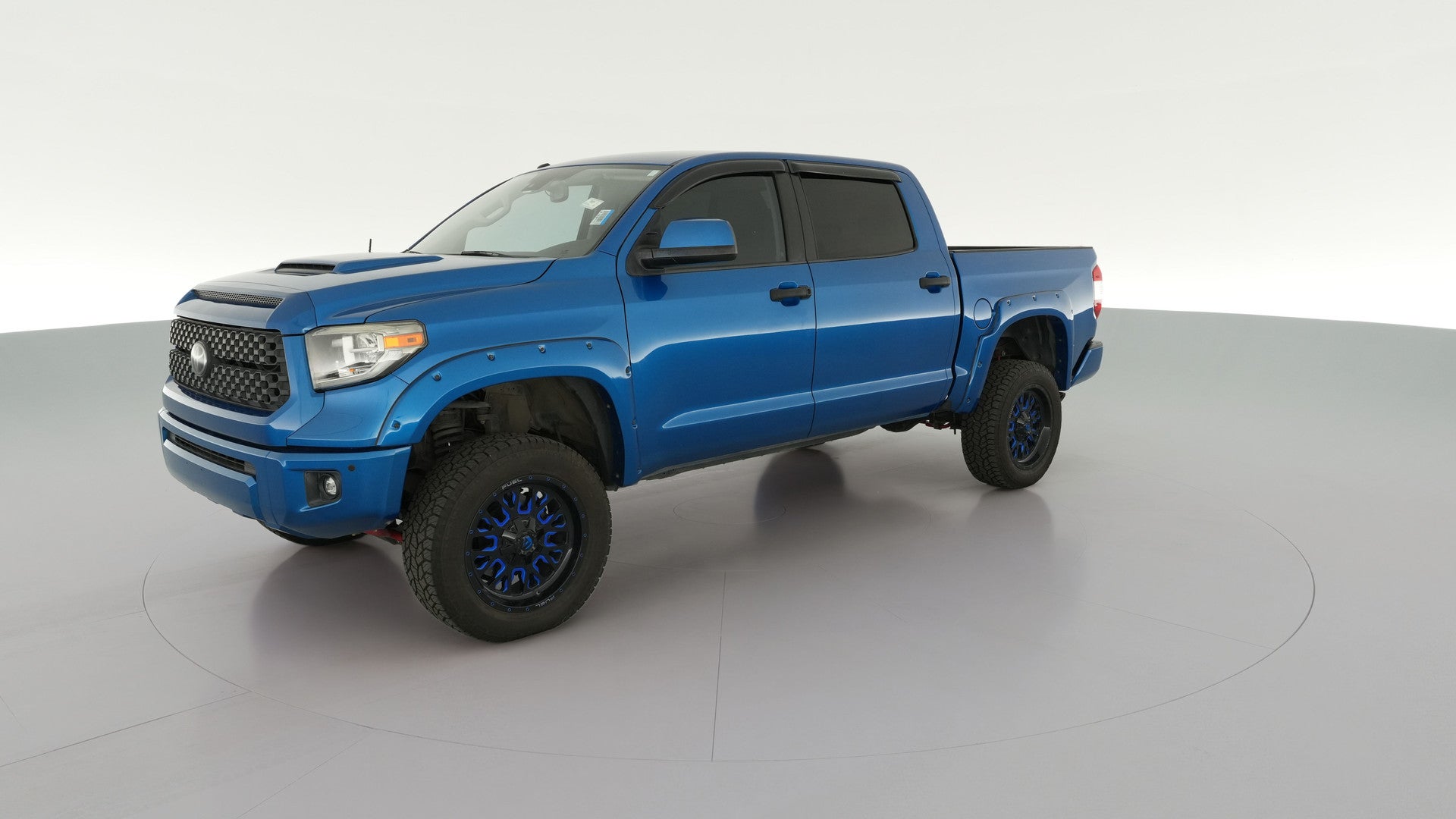 2018 Toyota Tundra CrewMax vehicle photo