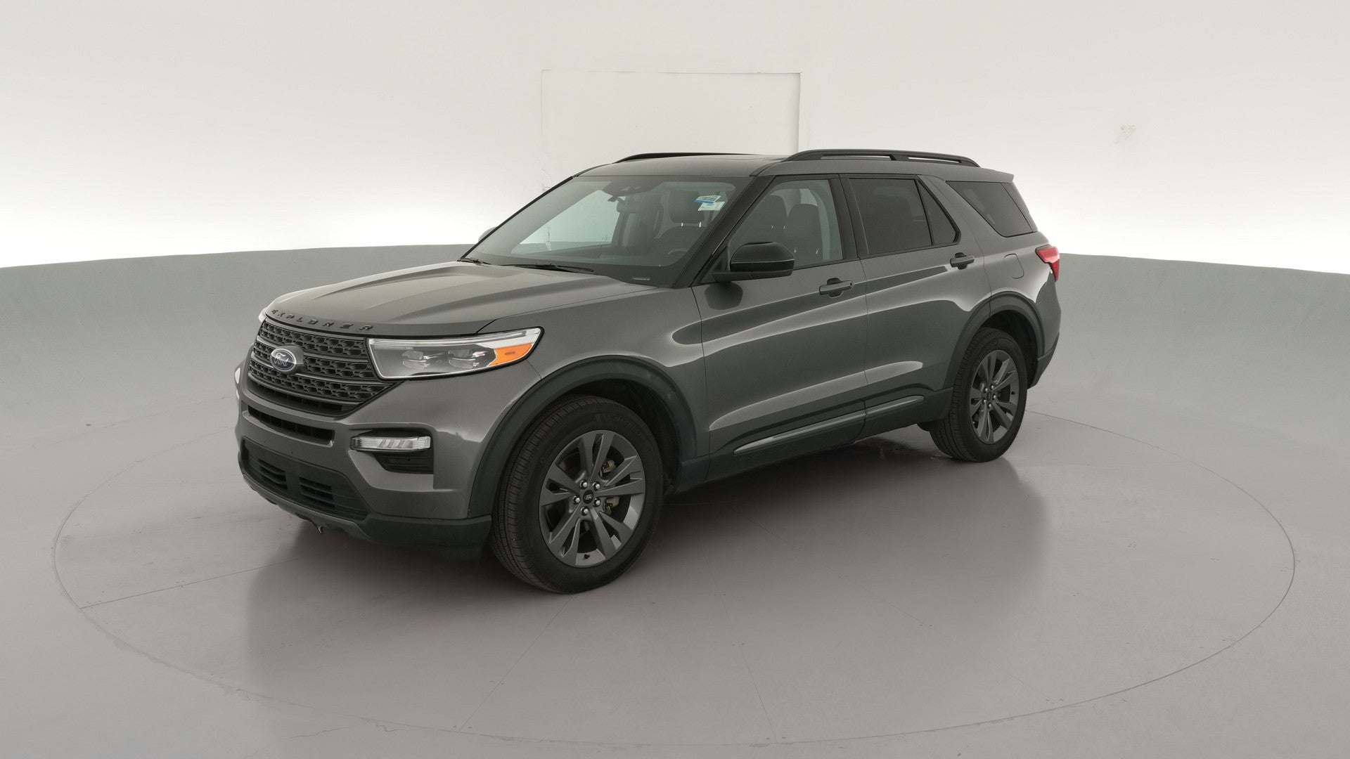 2022 Ford Explorer vehicle photo