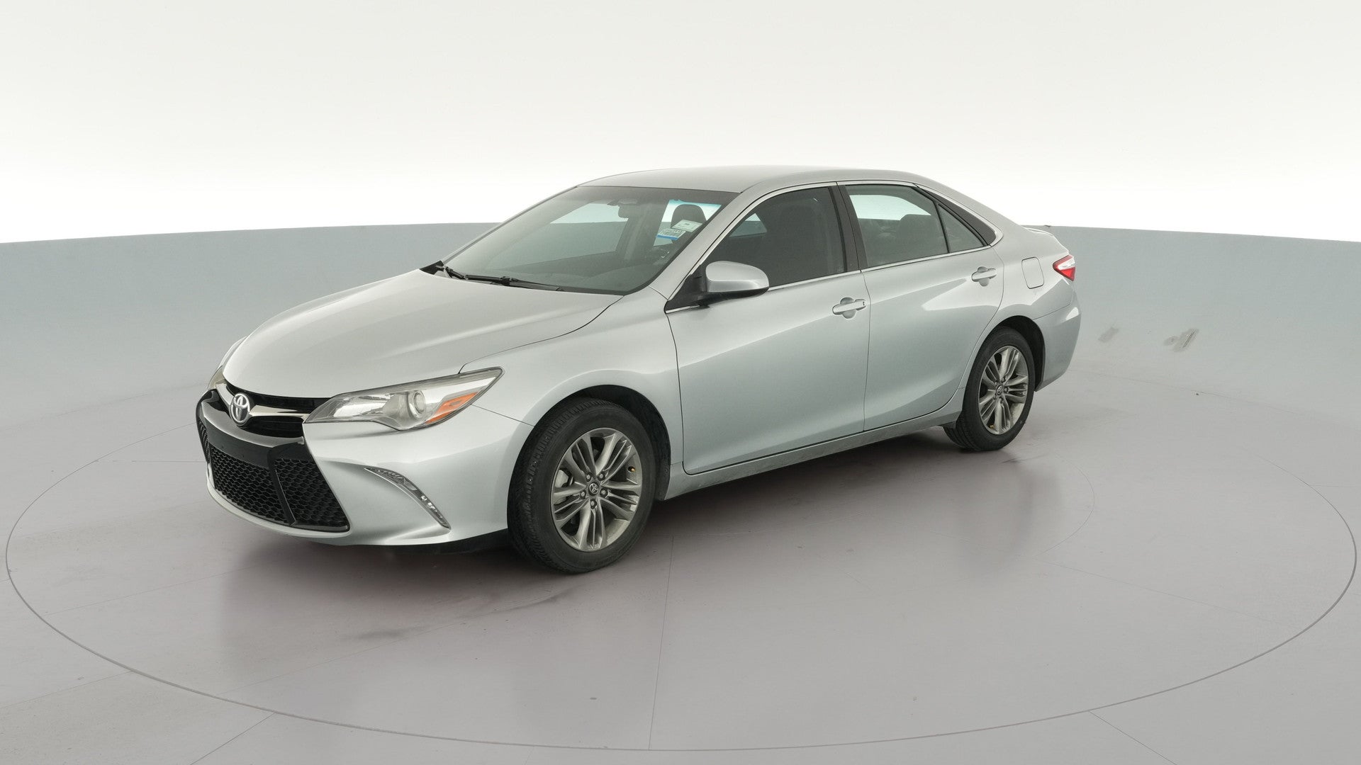 2016 Toyota Camry vehicle photo