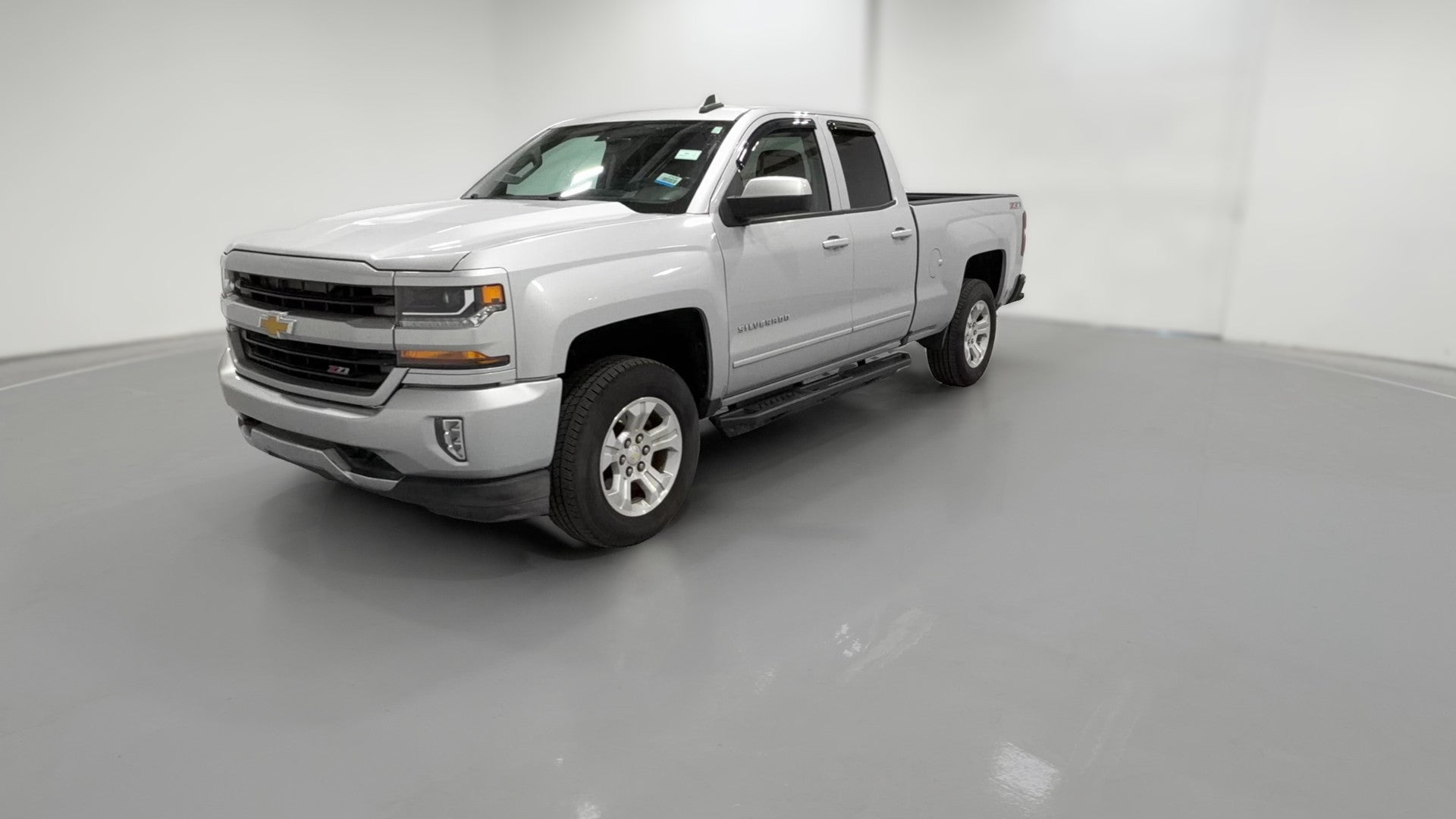 2016 Chevrolet Silverado 1500 Double Cab vehicle photo