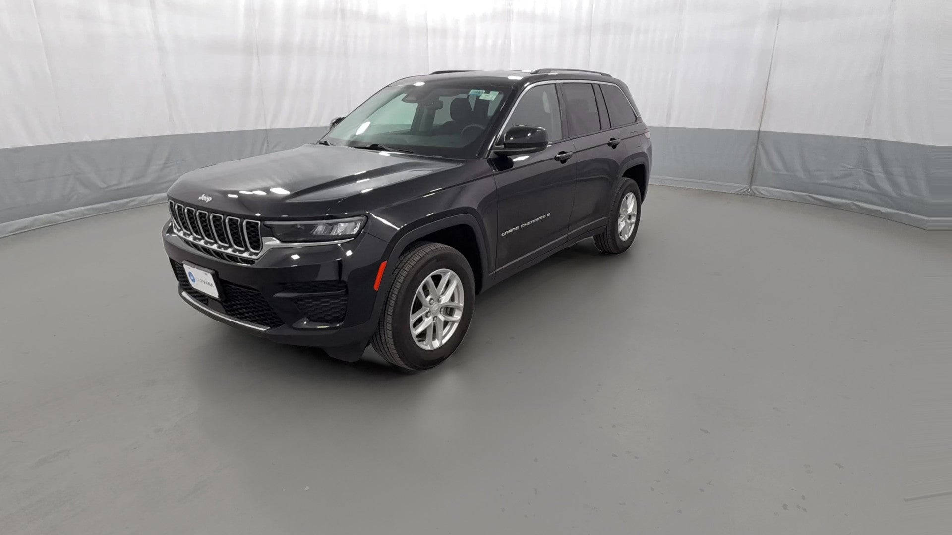 2023 Jeep Grand Cherokee vehicle photo