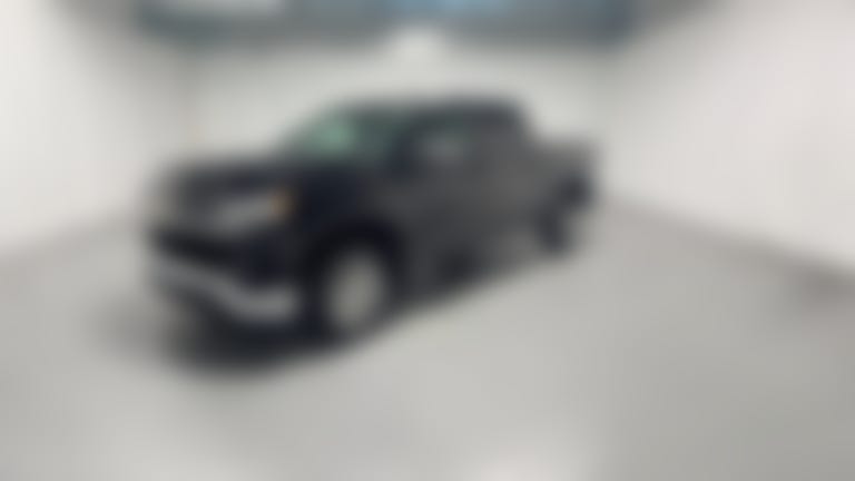 2024 Chevrolet Silverado 1500 Crew Cab vehicle photo