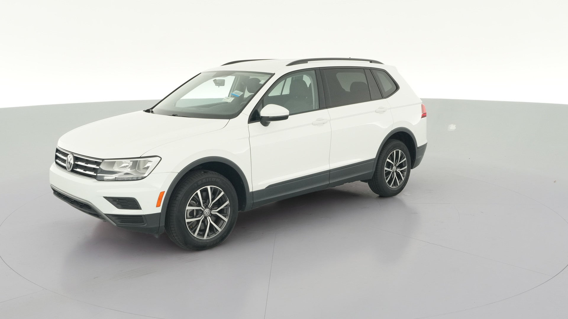 2021 Volkswagen Tiguan vehicle photo