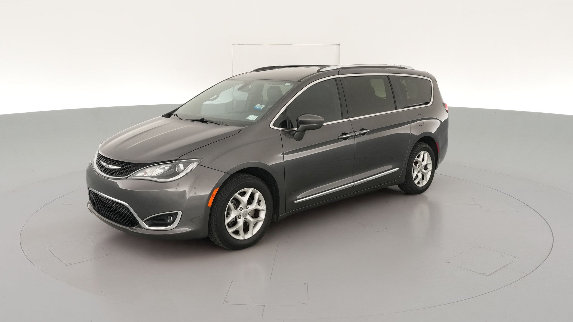 2020 Chrysler Pacifica vehicle photo