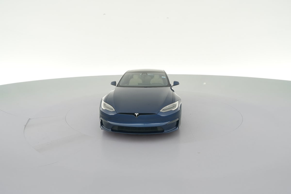 2022 Tesla Model S Long Range in Deep Blue Metallic — 360° view 1