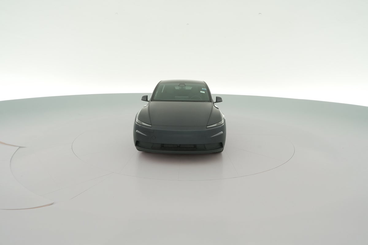 2026 Tesla Model Y Rear-Wheel Drive in Stealth Grey — 360° view 1