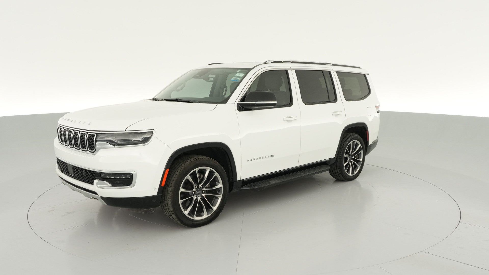 2023 Jeep Wagoneer vehicle photo