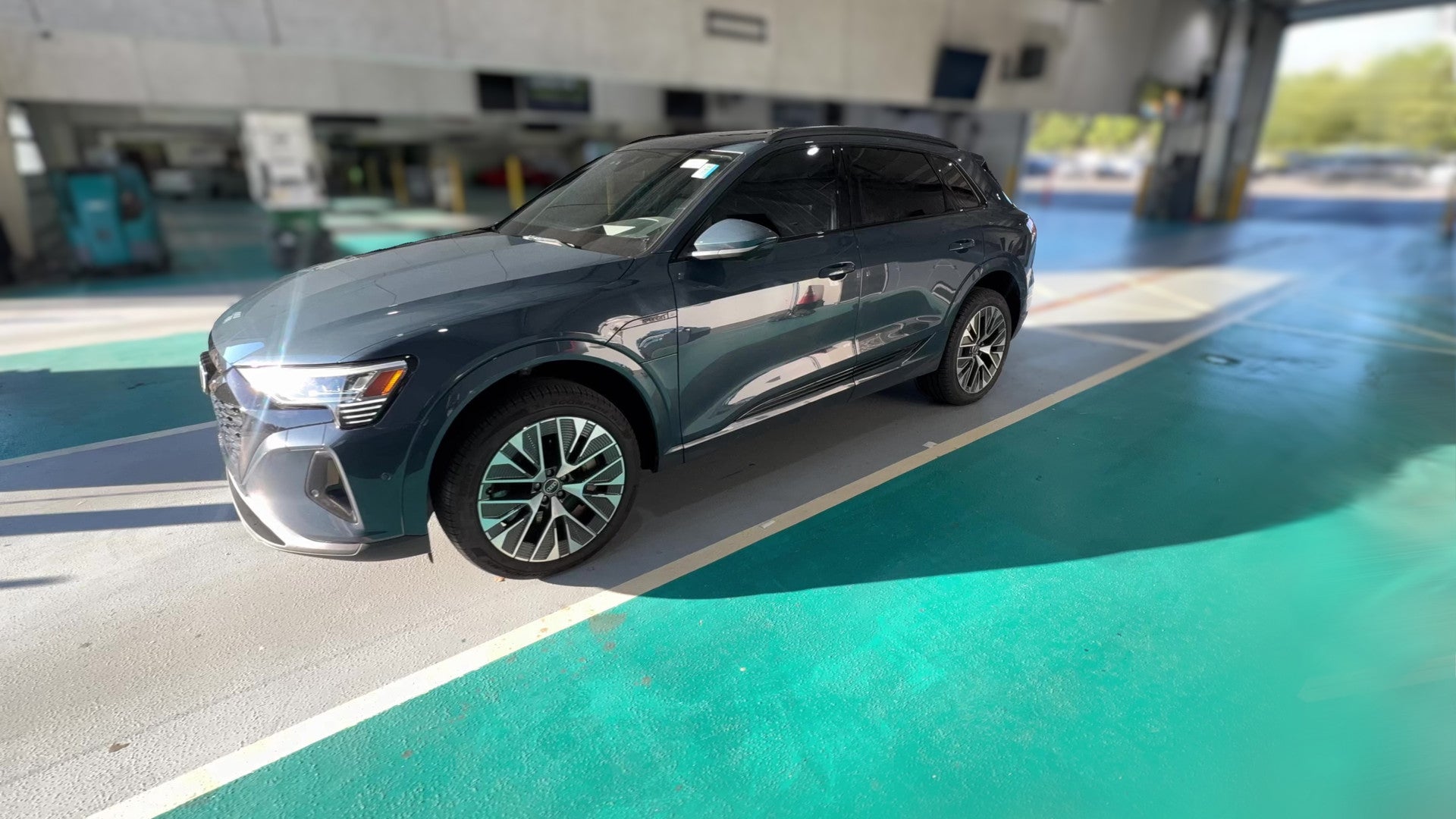2024 Audi Q8 e-tron vehicle photo