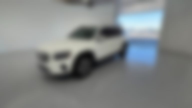 2026 Mercedes-Benz GLB vehicle photo