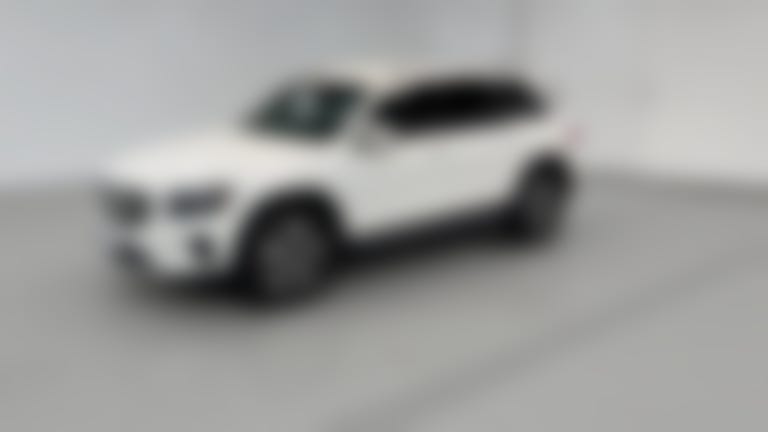 2024 Mercedes-Benz GLB vehicle photo