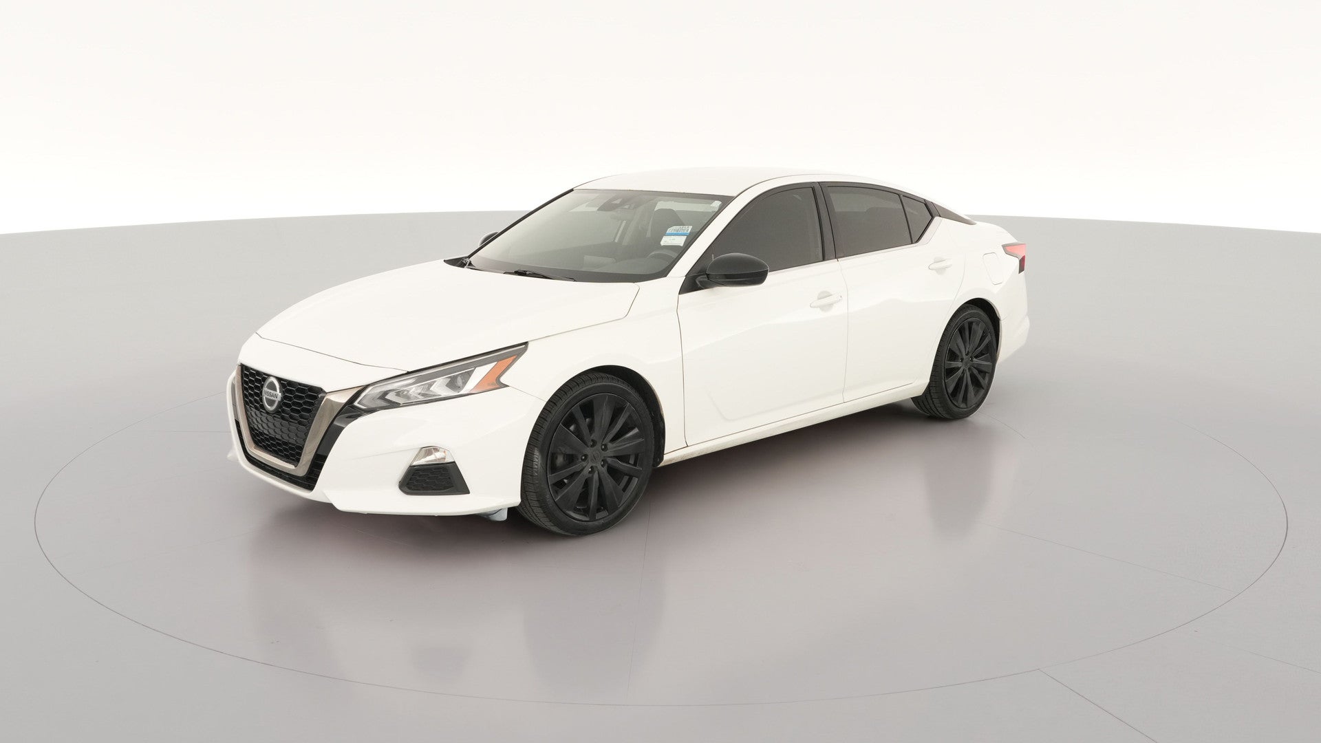 2020 Nissan Altima vehicle photo