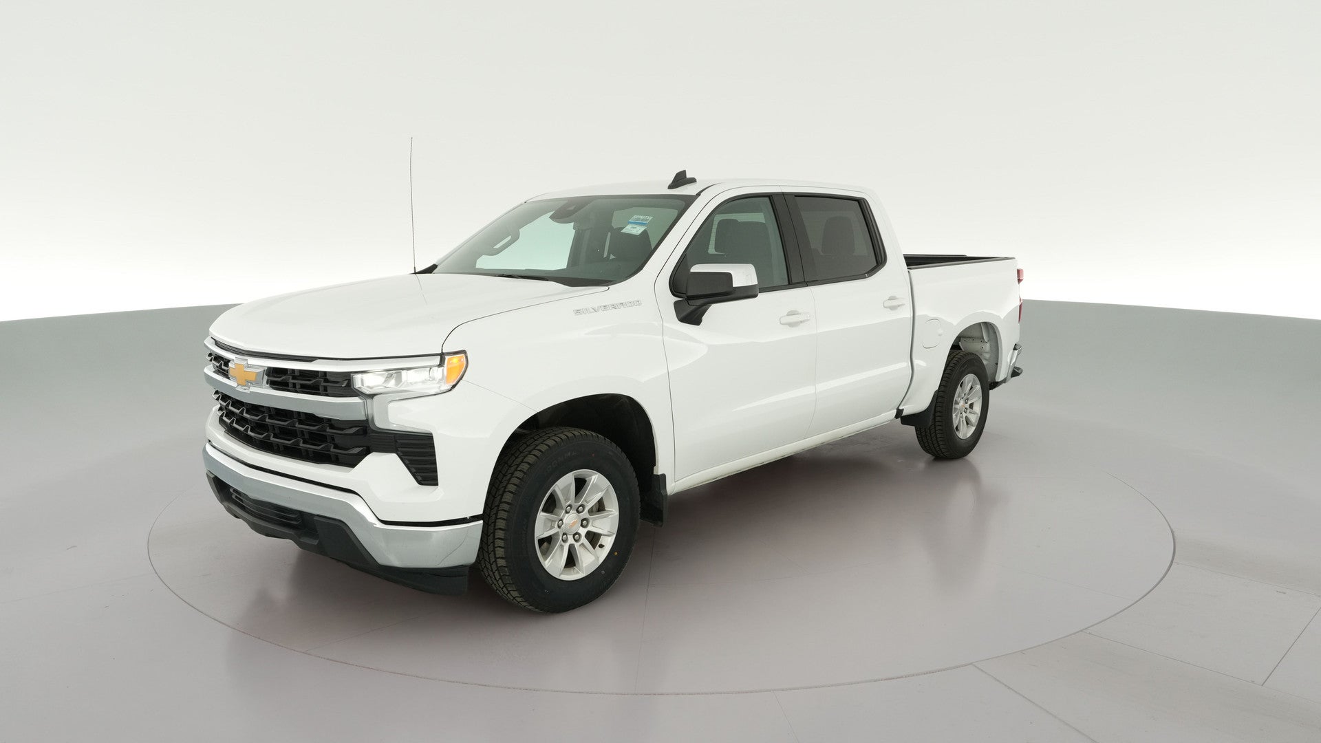 2025 Chevrolet Silverado 1500 Crew Cab vehicle photo
