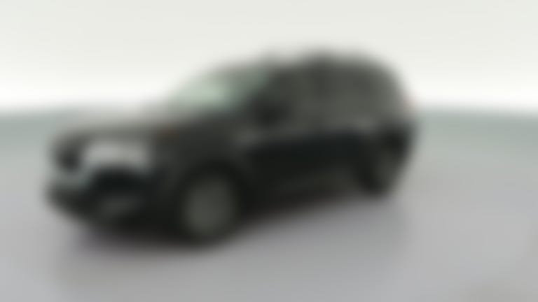 2025 Nissan Pathfinder vehicle photo
