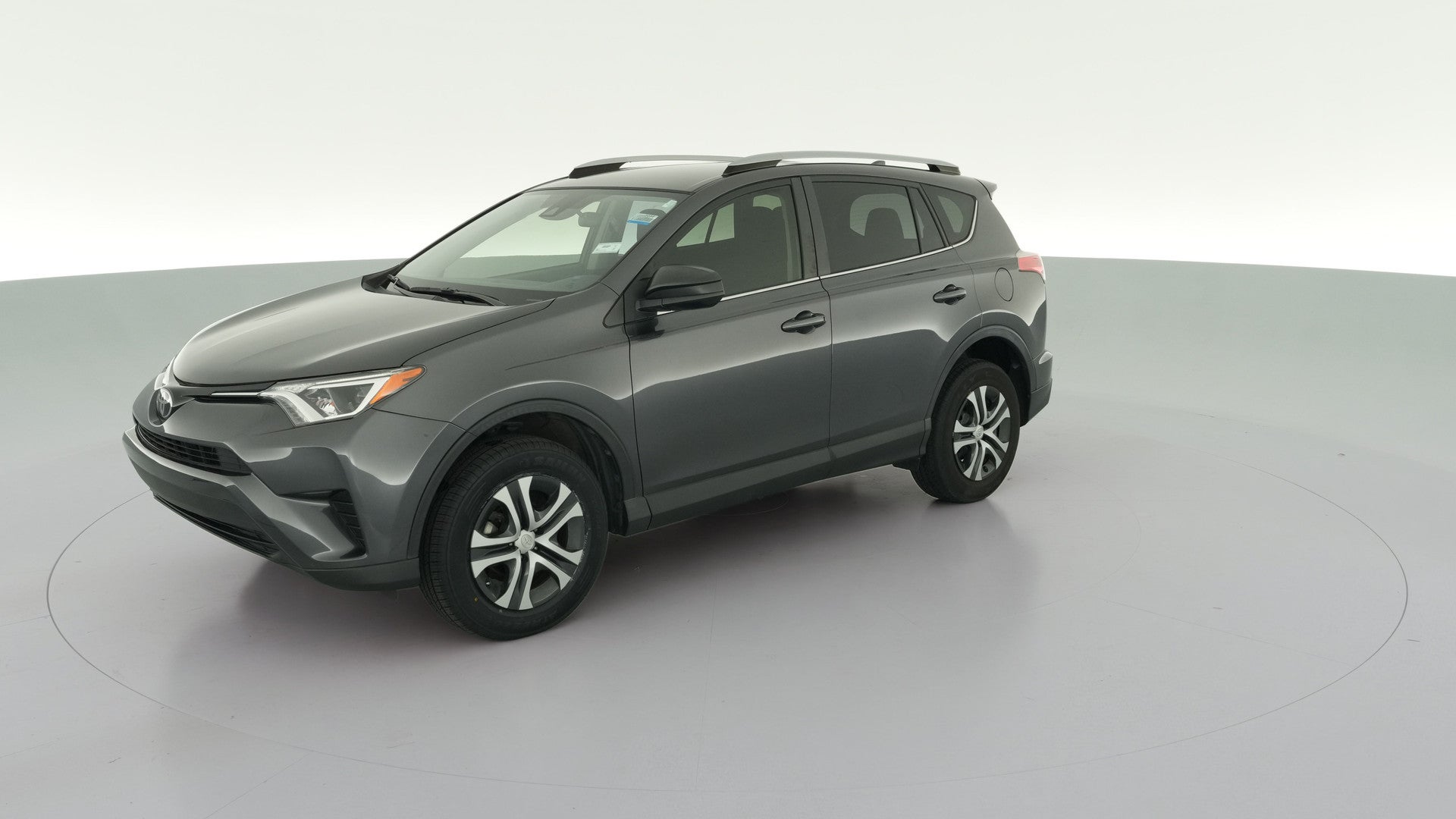 2018 Toyota RAV4 vehicle photo