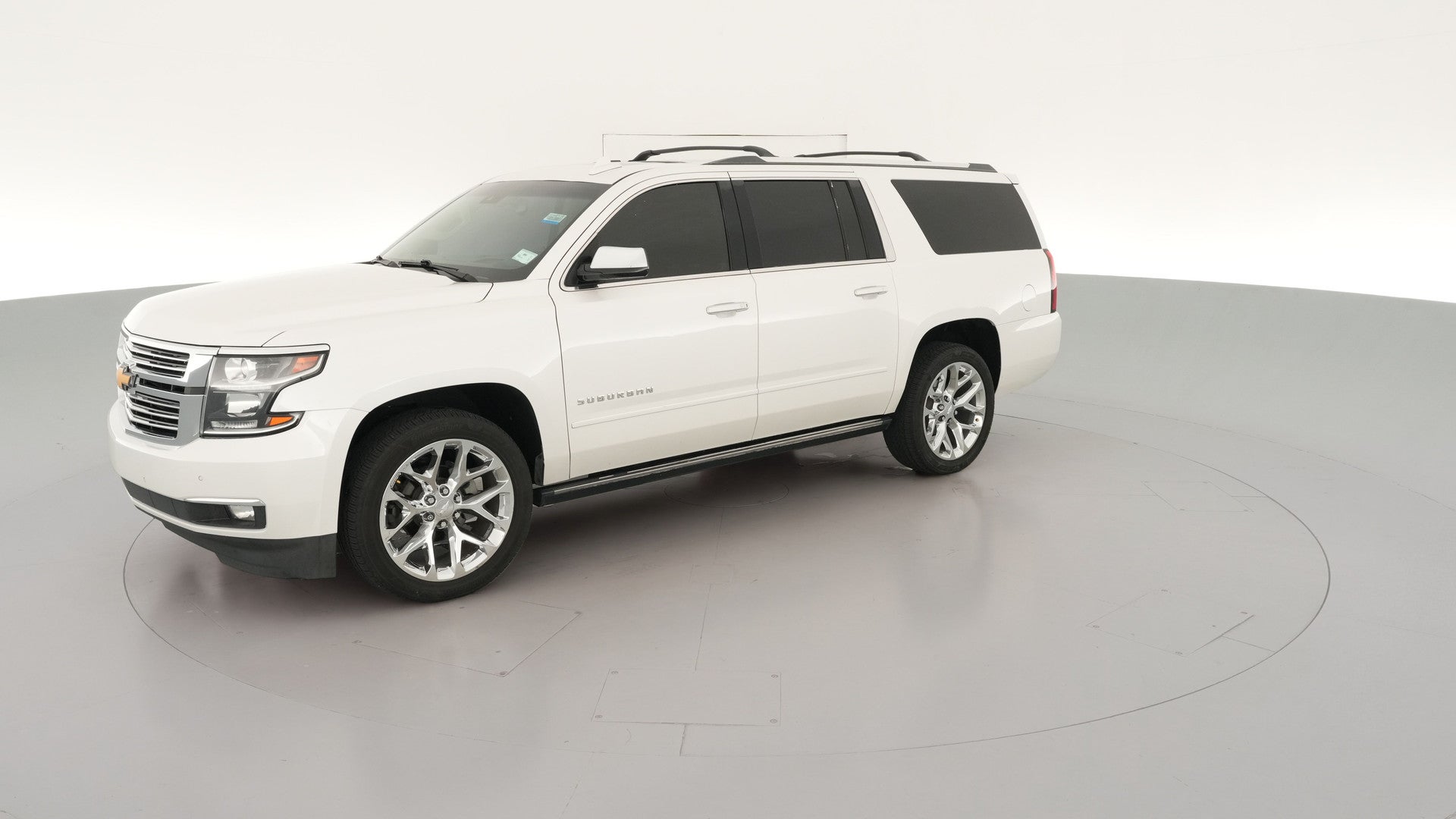 2018 Chevrolet Suburban vehicle photo