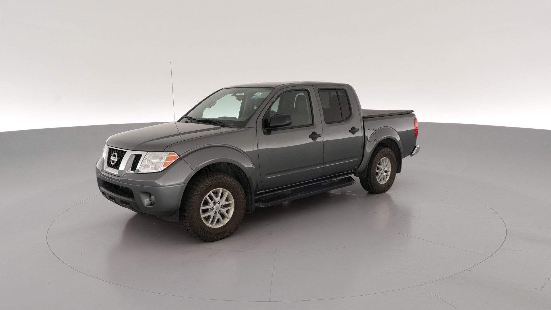 2019 Nissan Frontier Crew Cab vehicle photo