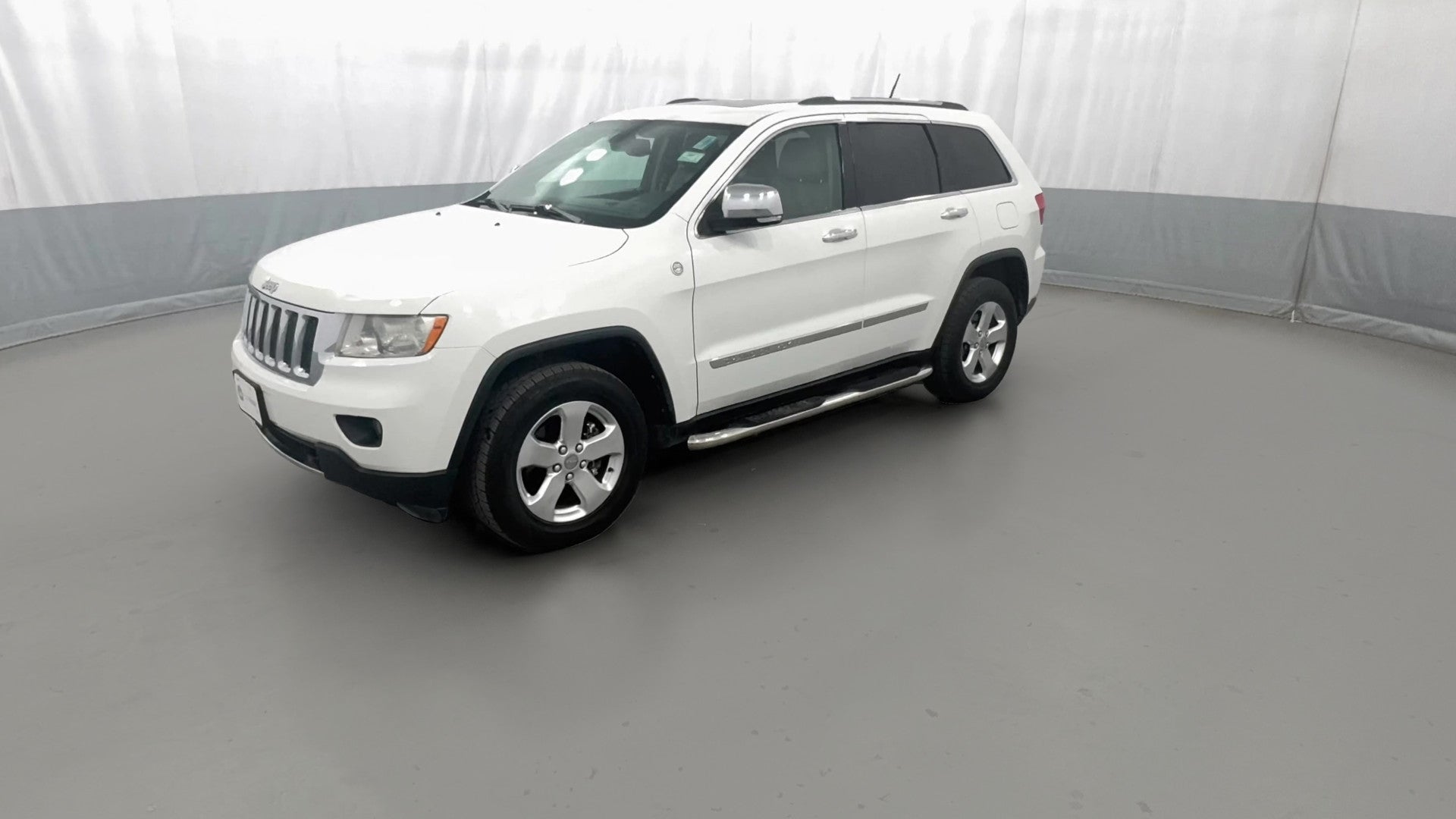 2013 Jeep Grand Cherokee vehicle photo