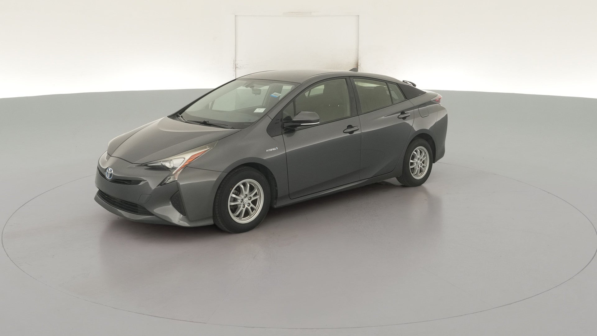 2016 Toyota Prius vehicle photo