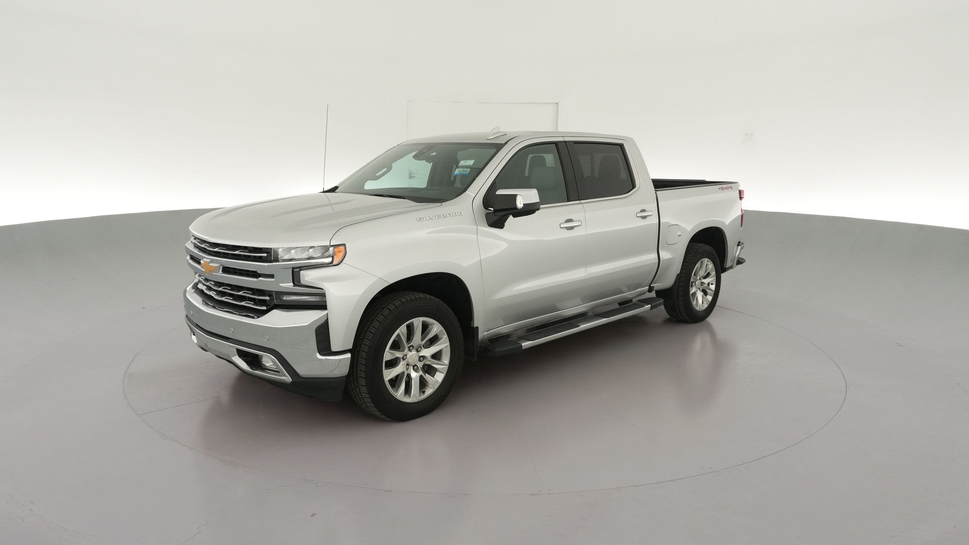 2022 Chevrolet Silverado 1500 Limited Crew Cab vehicle photo