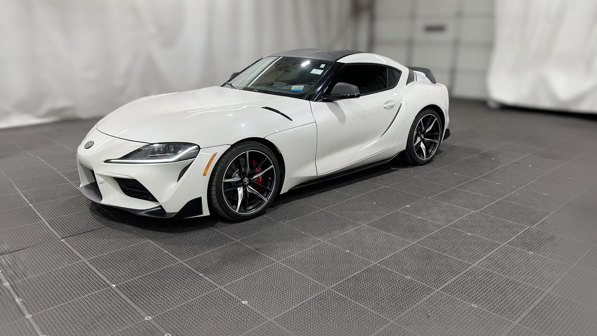 2022 Toyota GR Supra vehicle photo