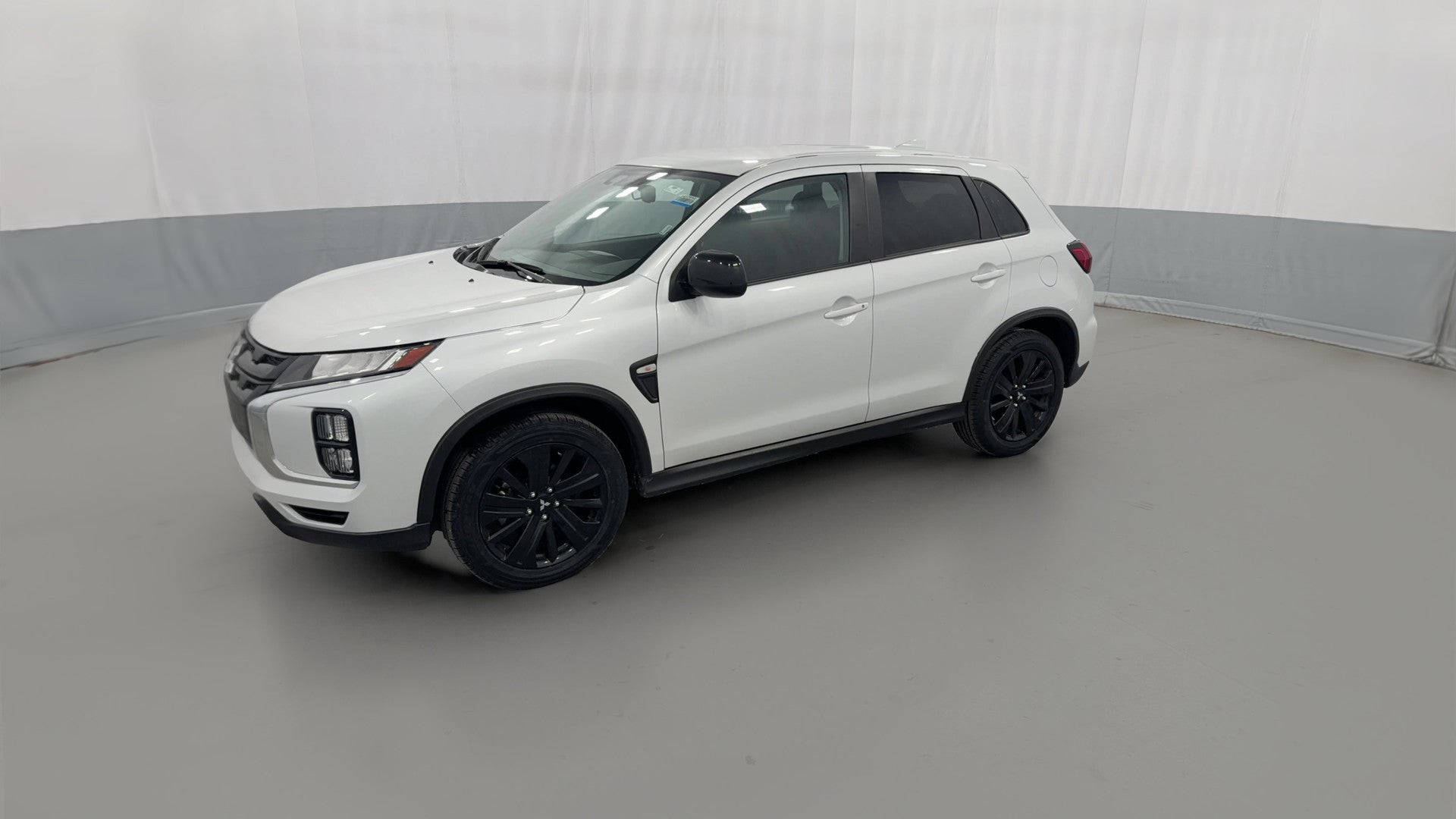 2025 Mitsubishi Outlander Sport vehicle photo