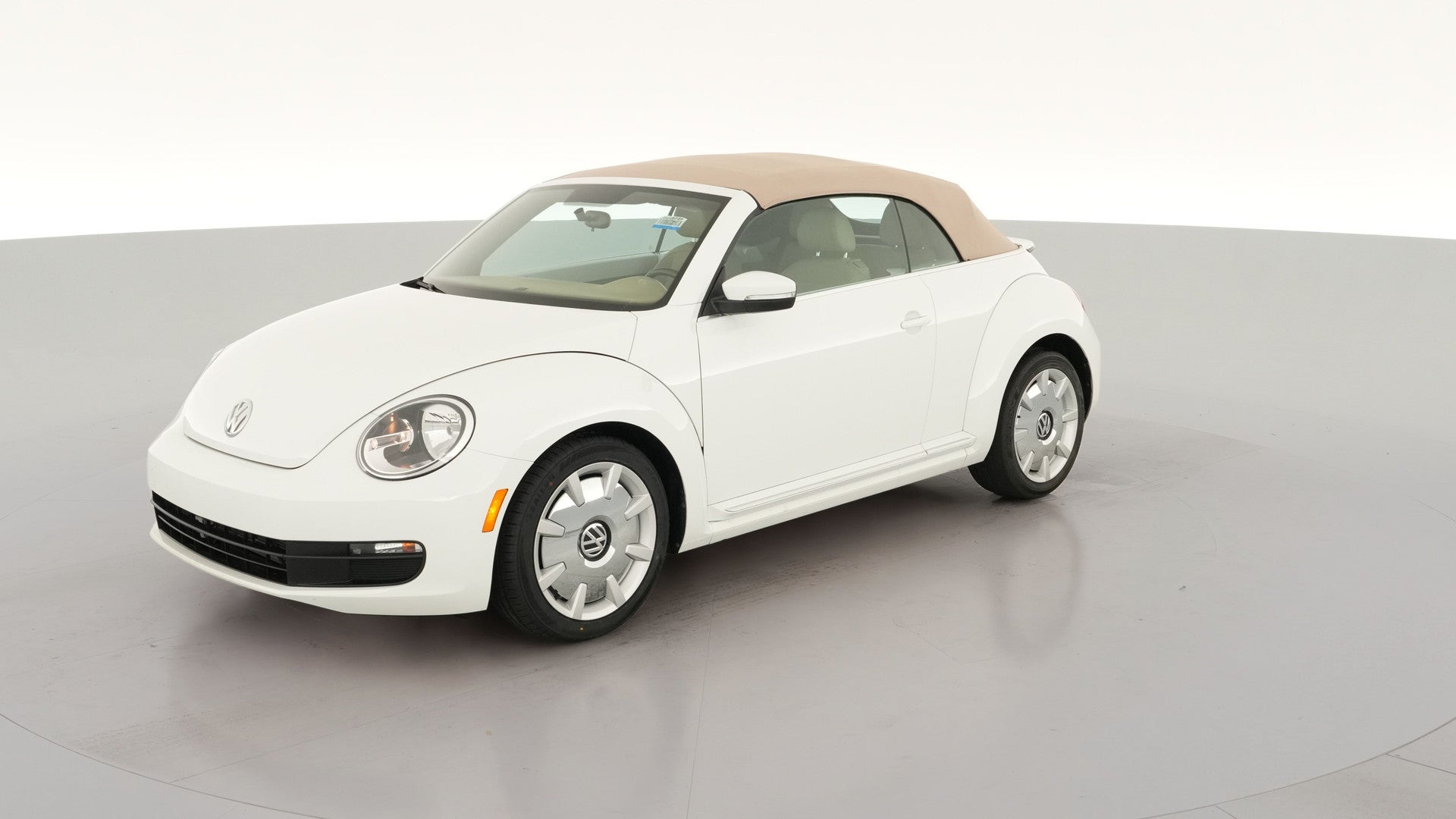 2015 Volkswagen Beetle vehicle photo