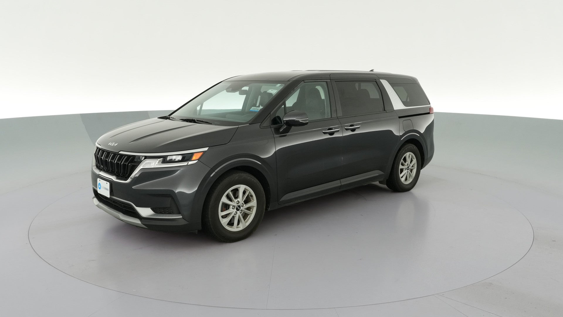 2024 Kia Carnival vehicle photo
