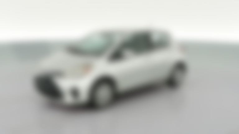 2017 Toyota Yaris vehicle photo