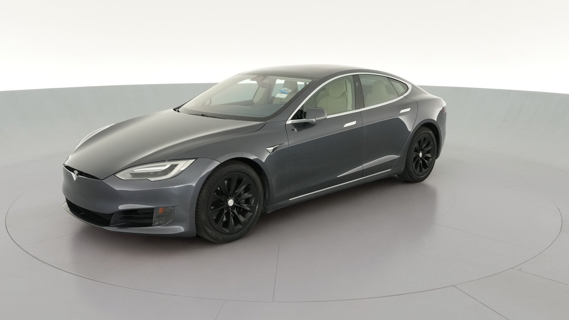 2017 Tesla Model S vehicle photo