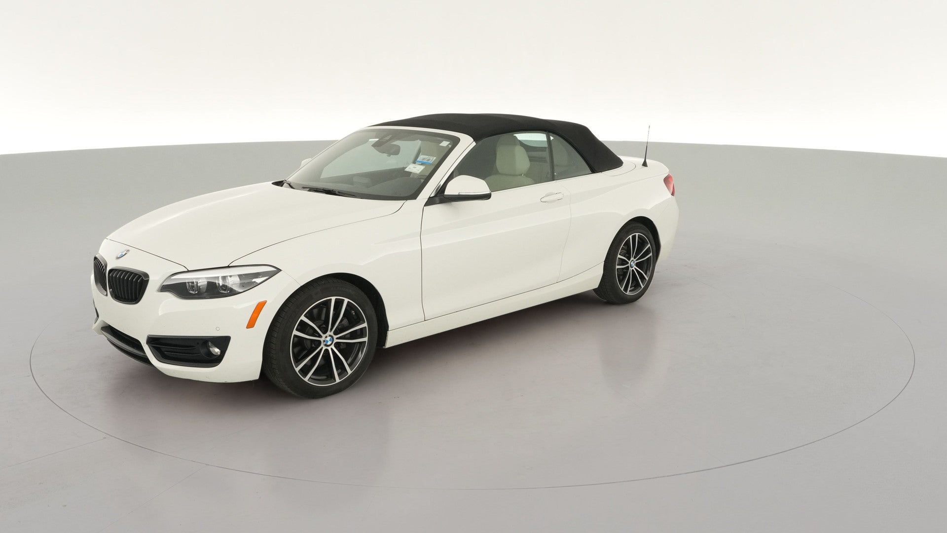 2020 BMW 2 Series vehicle photo