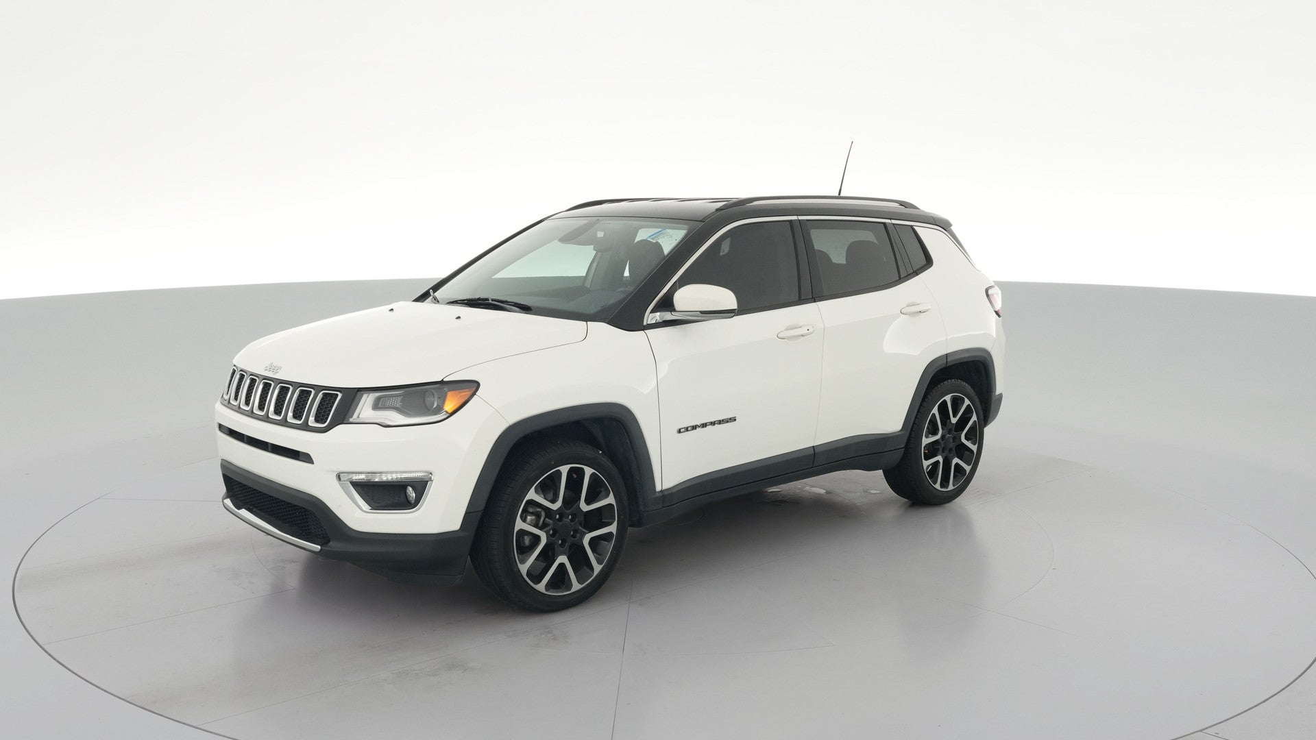 2019 Jeep Compass vehicle photo