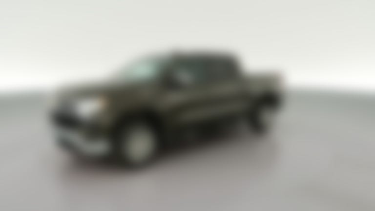 2023 Chevrolet Silverado 1500 Crew Cab vehicle photo